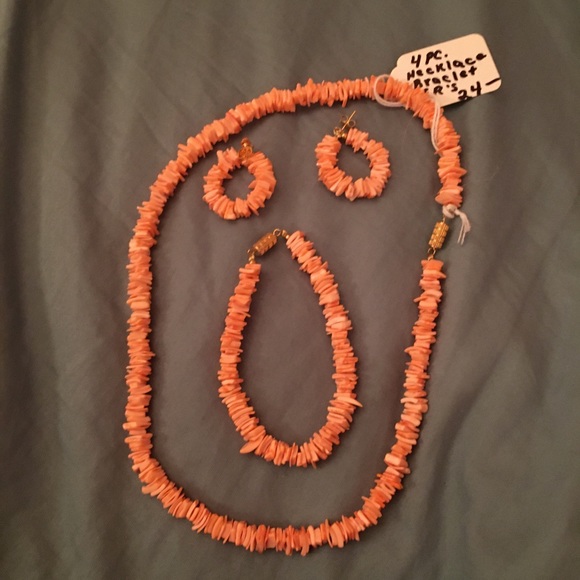 Vintage Jewelry - 4 Piece Orange Pink Coral Vintage Jewelry Set